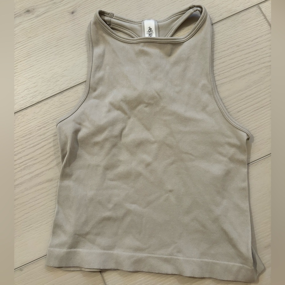 Aritzia Basic Tank - image 1